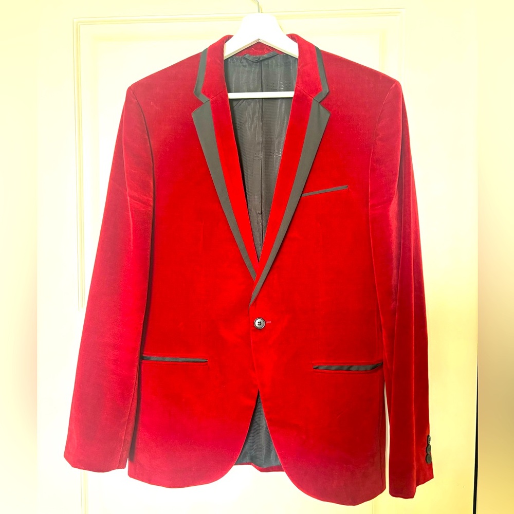 Hugo BOSS Men’s velvet jacket